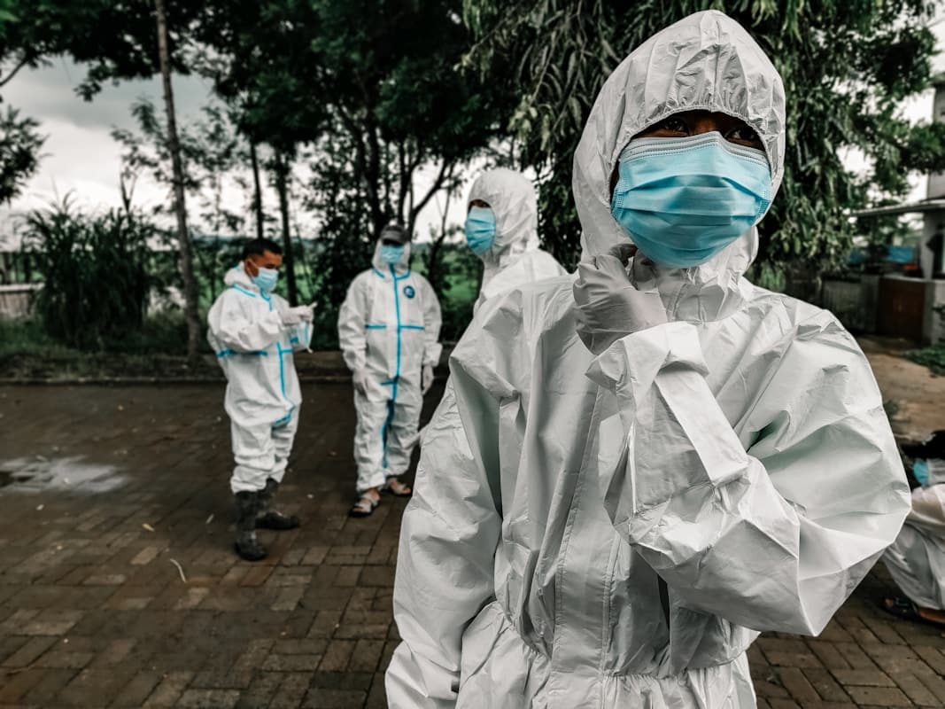Ebola Death Toll Surpasses 900 as Outbreak Worsens in DRC
