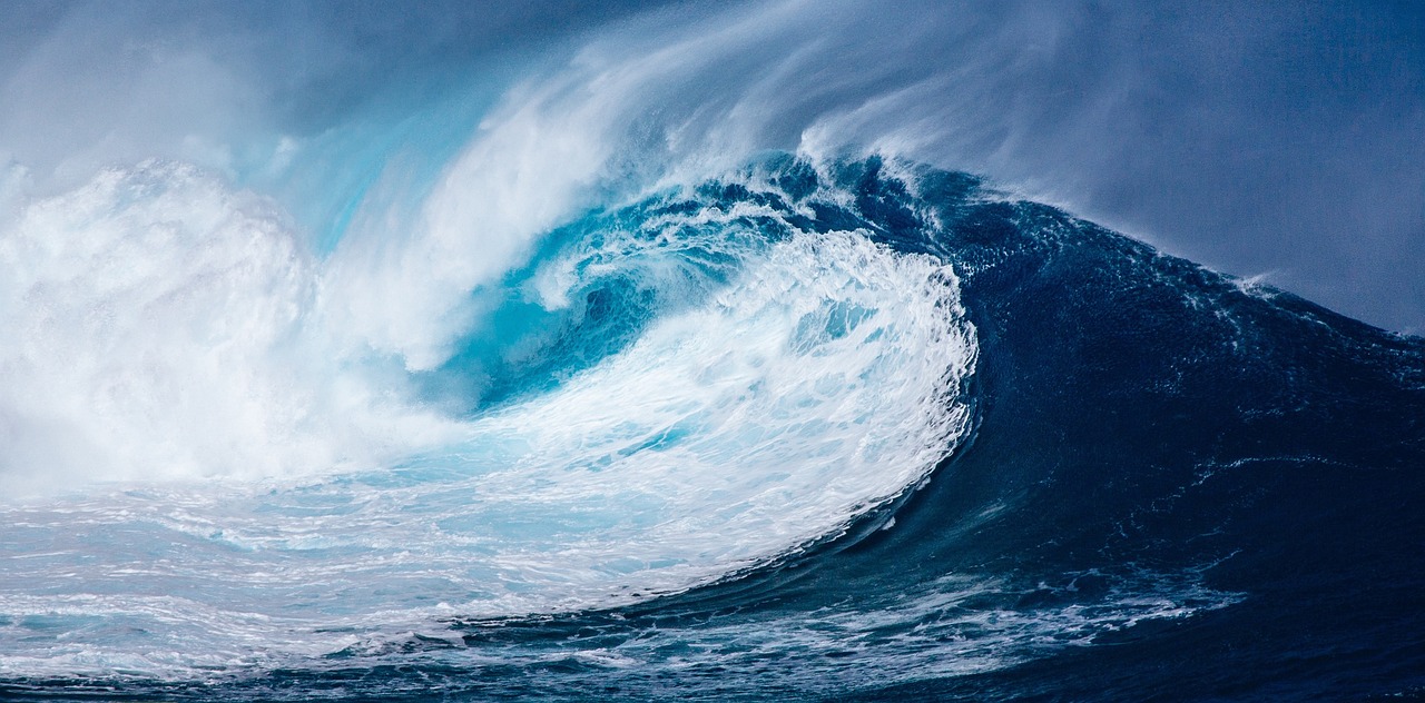 Satellites Reveal 115-Foot Waves in Pacific Megastorm, Highlighting New Challenges for Coastal Communities and Safety Measures